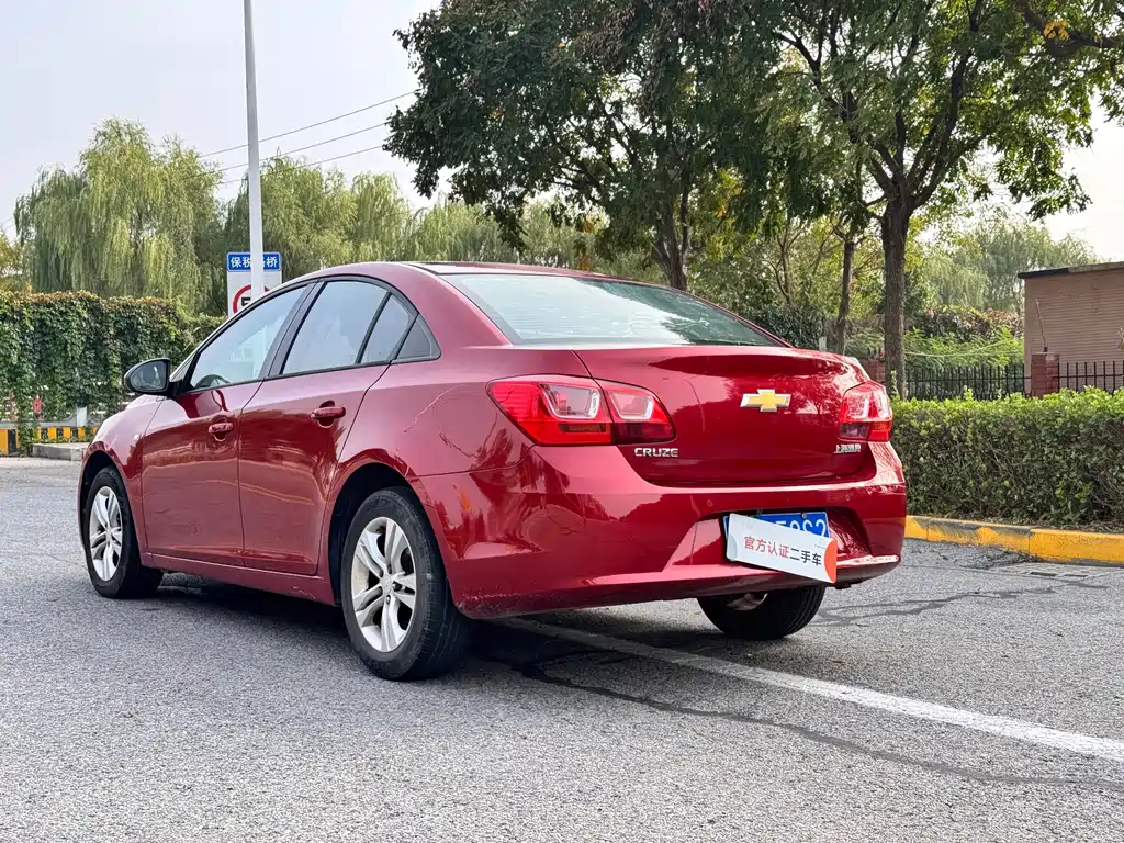 Chevrolet Cruze — миниатюра 15