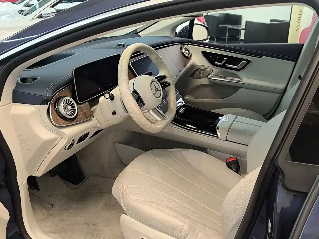 Mercedes-Benz EQE — миниатюра 8
