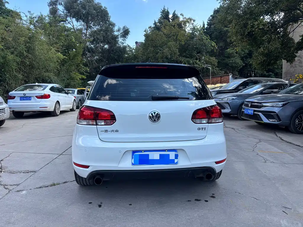 Volkswagen Golf GTI — миниатюра 7