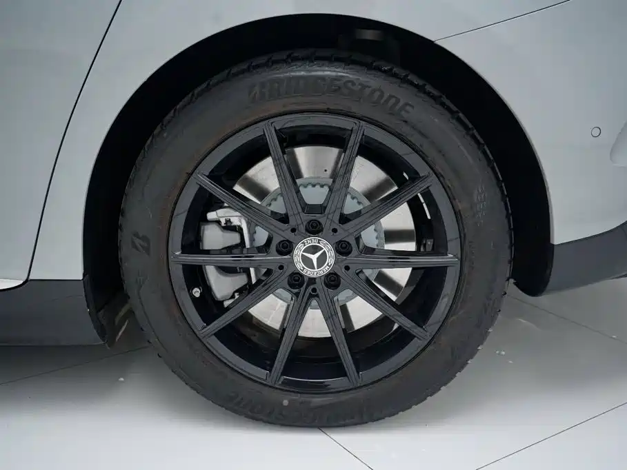 Mercedes-Benz EQE — миниатюра 23