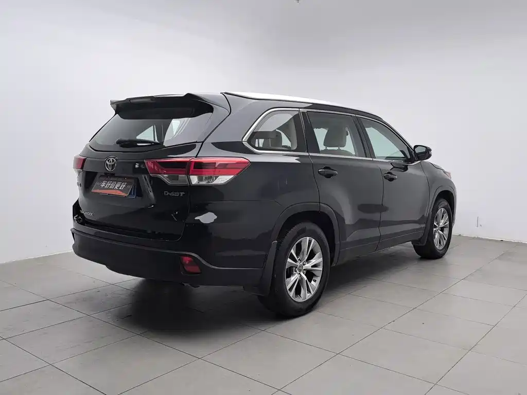 Toyota Highlander — миниатюра 2