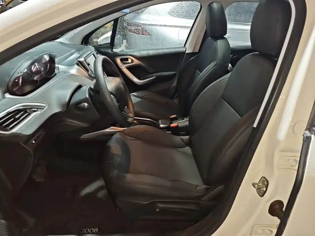 Peugeot 2008 — миниатюра 15