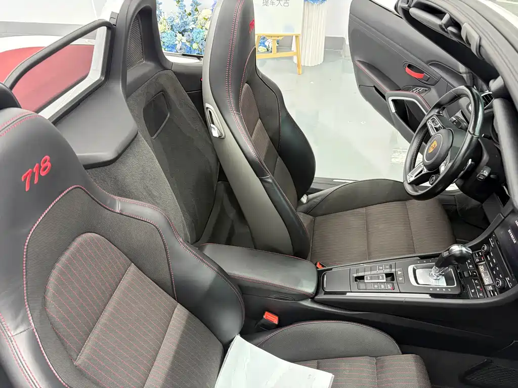 Porsche 718 — миниатюра 4