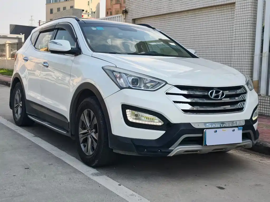 Hyundai Santa Fe — миниатюра 3