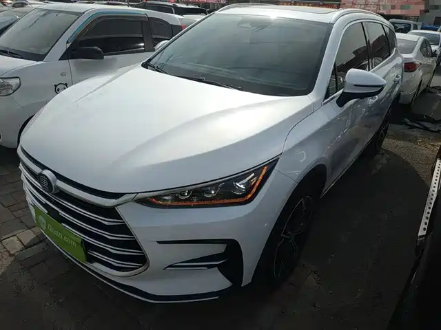 2022 BYD Tang