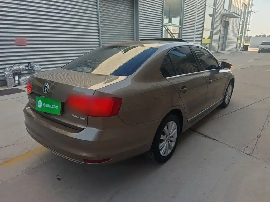 Volkswagen Sagitar — миниатюра 7