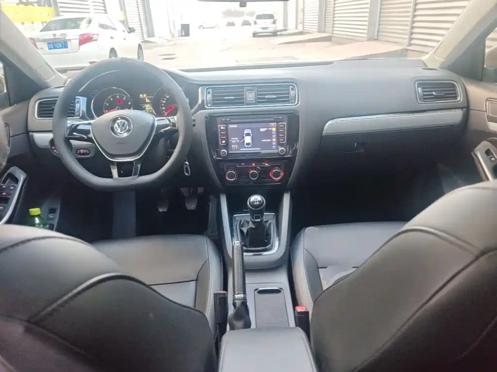 Volkswagen Sagitar — миниатюра 10
