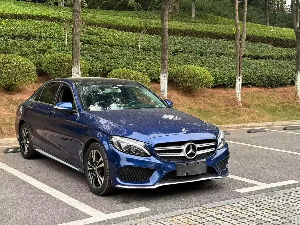 Mercedes-Benz C-Class — миниатюра 3