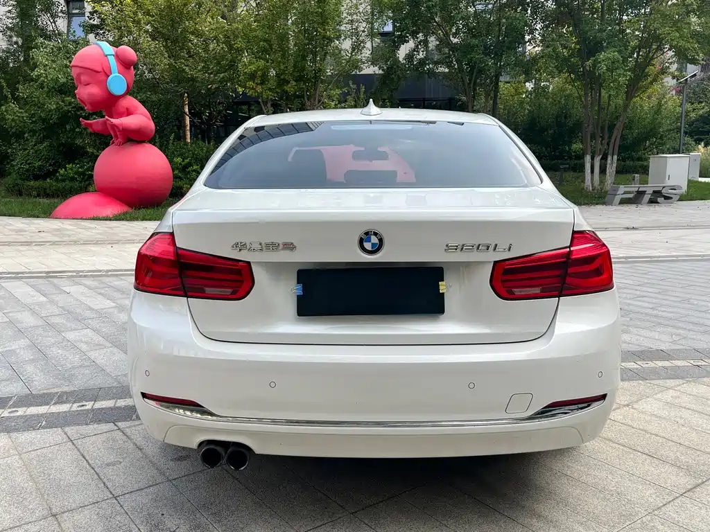 BMW 3 Series — миниатюра 5