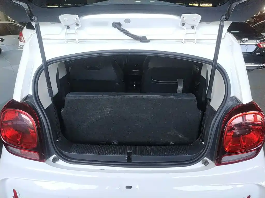 Roewe Clever 2022 311km