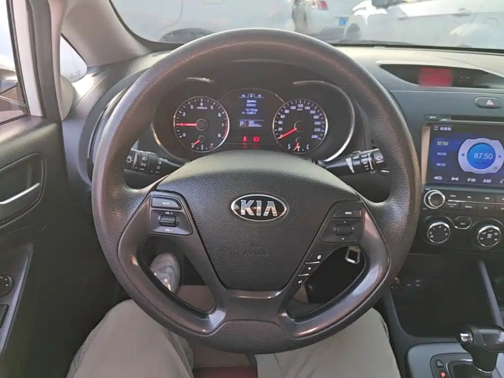 Kia K3 — миниатюра 11
