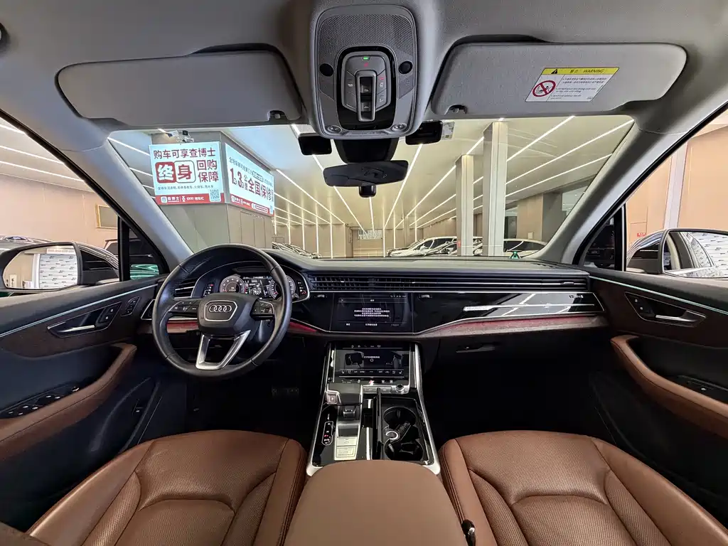 Audi Q7 — миниатюра 12