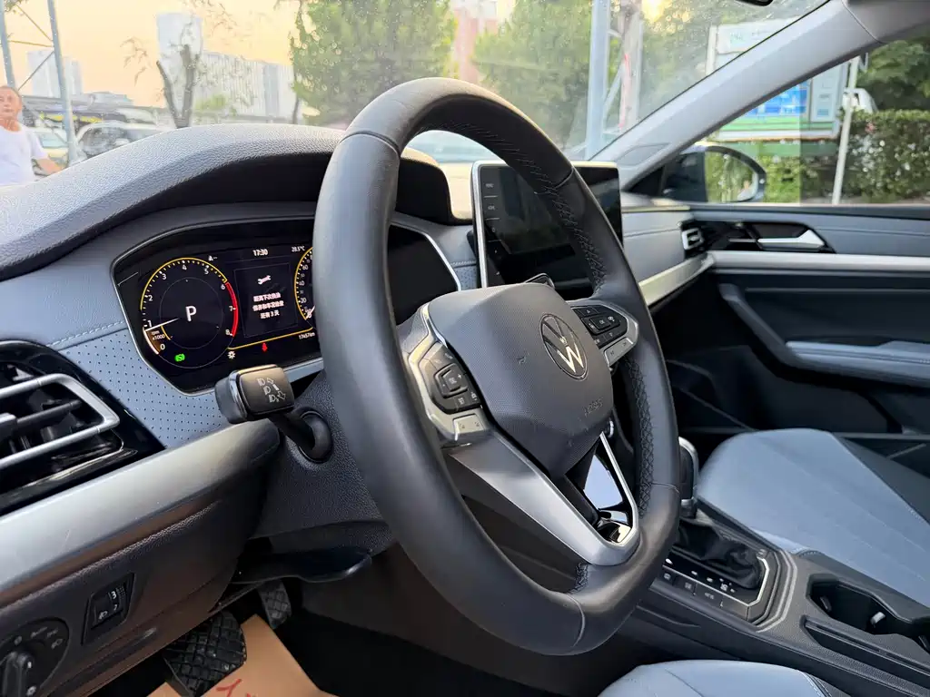 Volkswagen Lavida — миниатюра 11