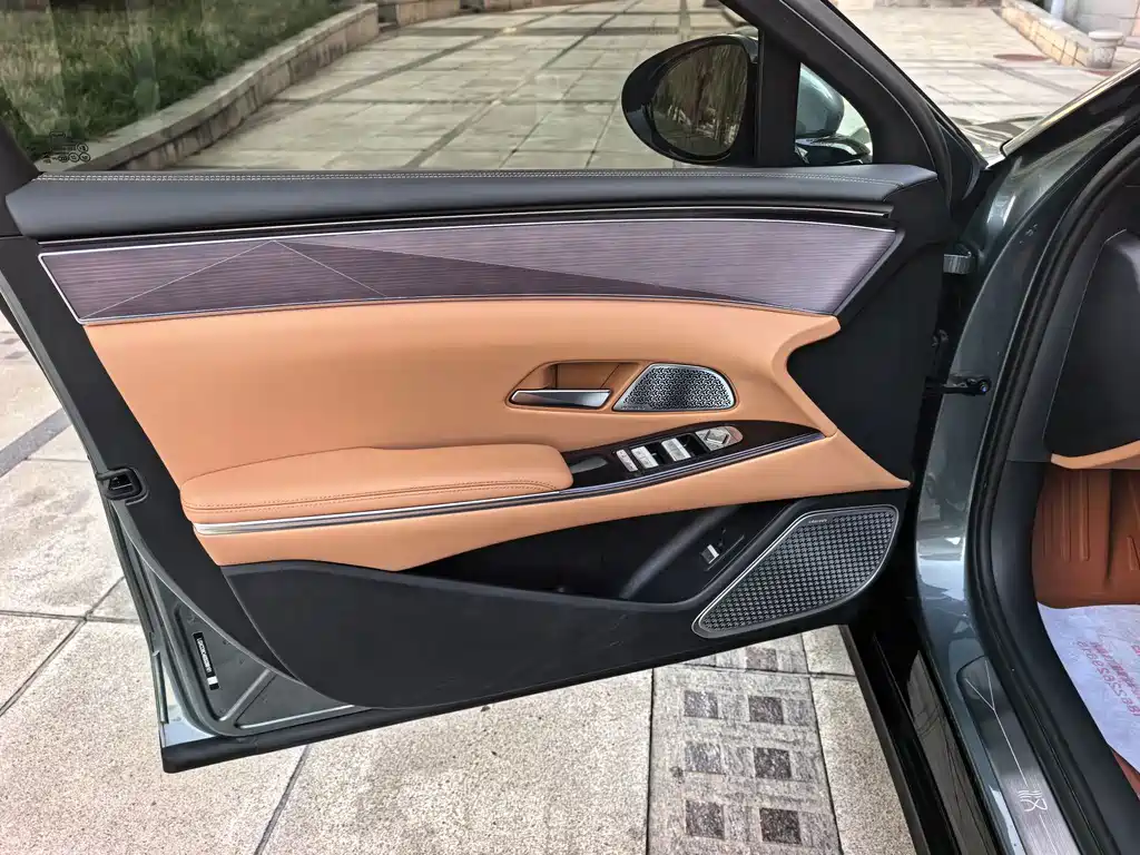 BYD Han L — миниатюра 13