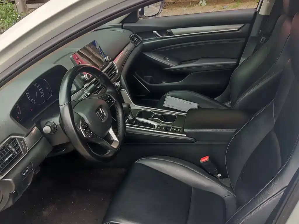 Honda Accord — миниатюра 4