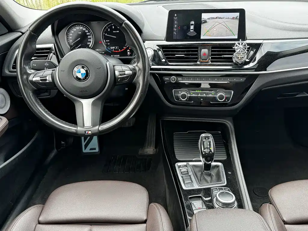 BMW 1 Series — миниатюра 11