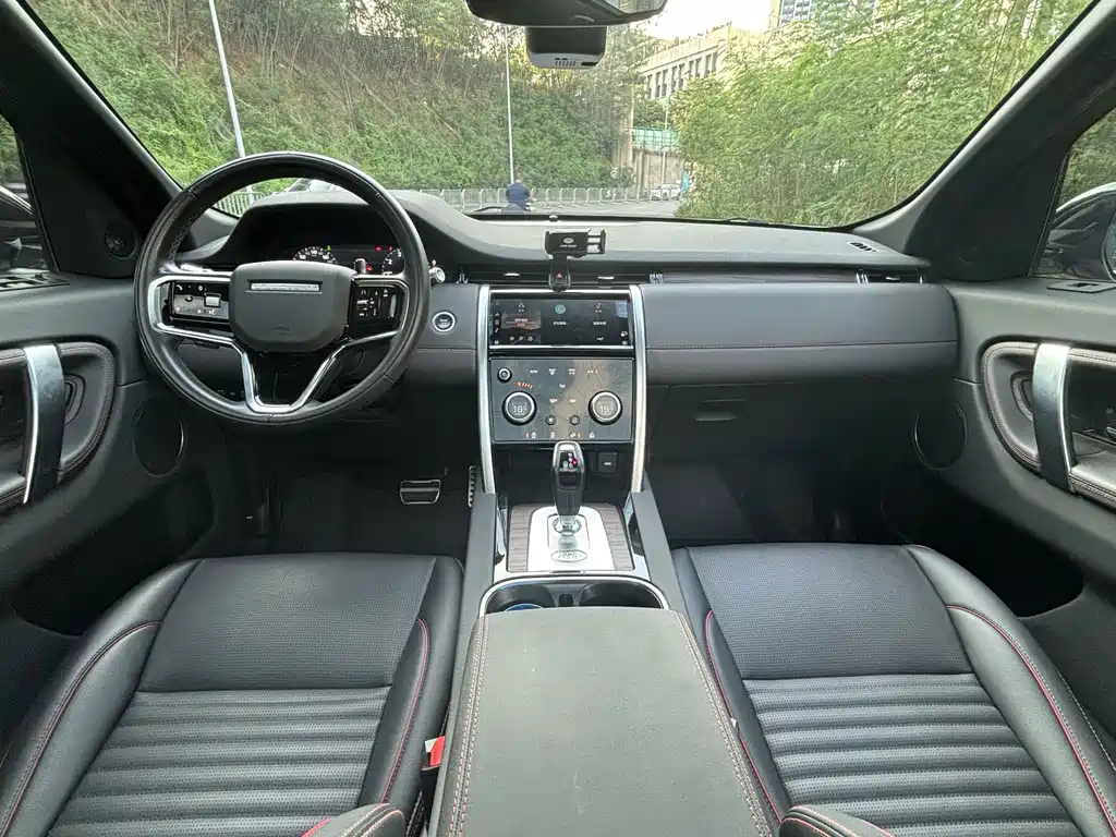 Land Rover Discovery Sport — миниатюра 8