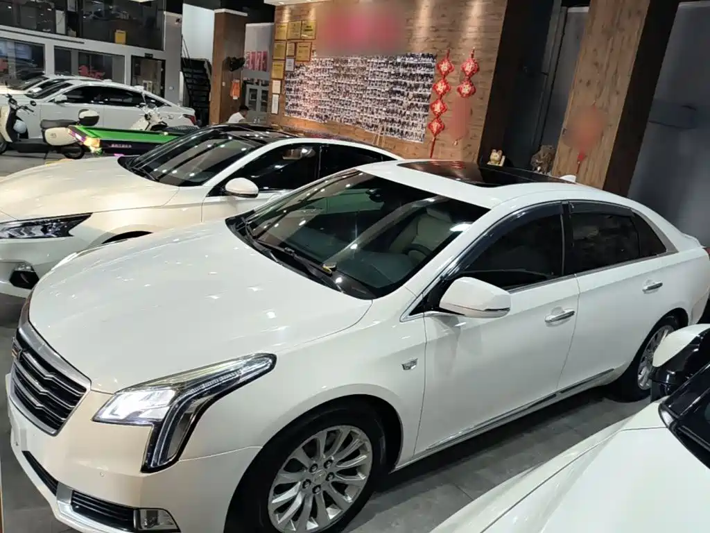 Cadillac XTS — миниатюра 2