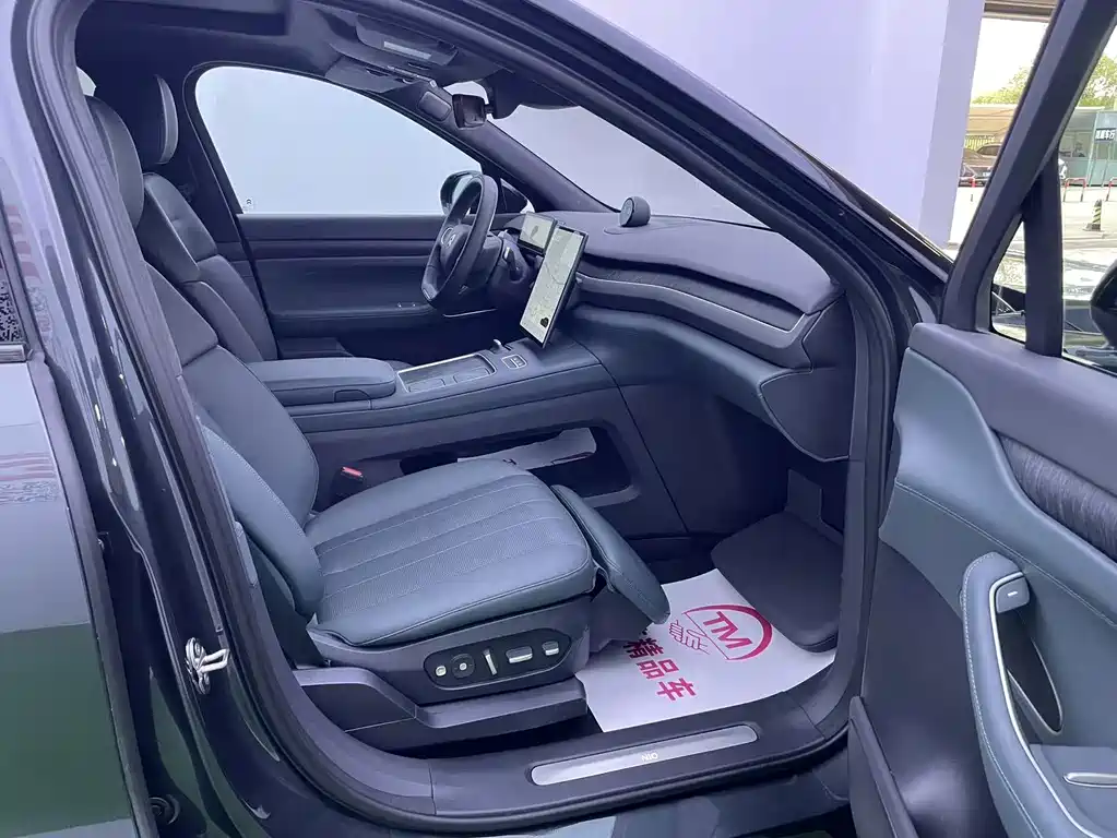 NIO ES8 — миниатюра 8