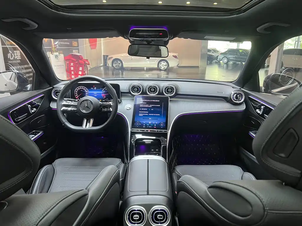 Mercedes-Benz C-Class — миниатюра 5