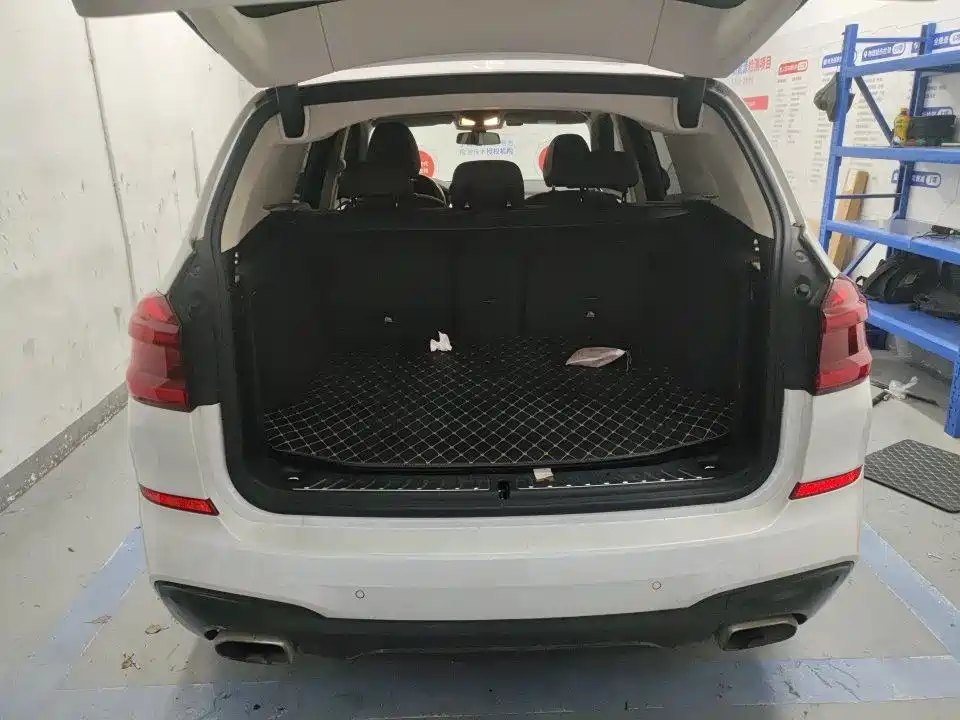 BMW X3 — миниатюра 8
