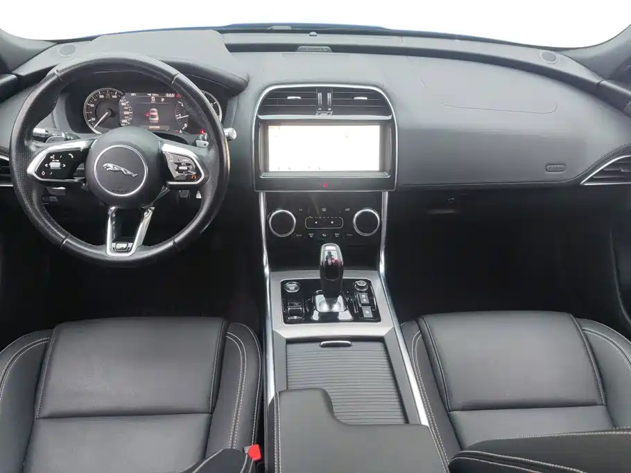 Jaguar XEL — миниатюра 12