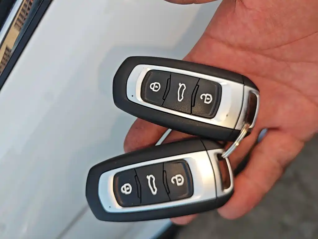 Geely Vision X3 — миниатюра 9