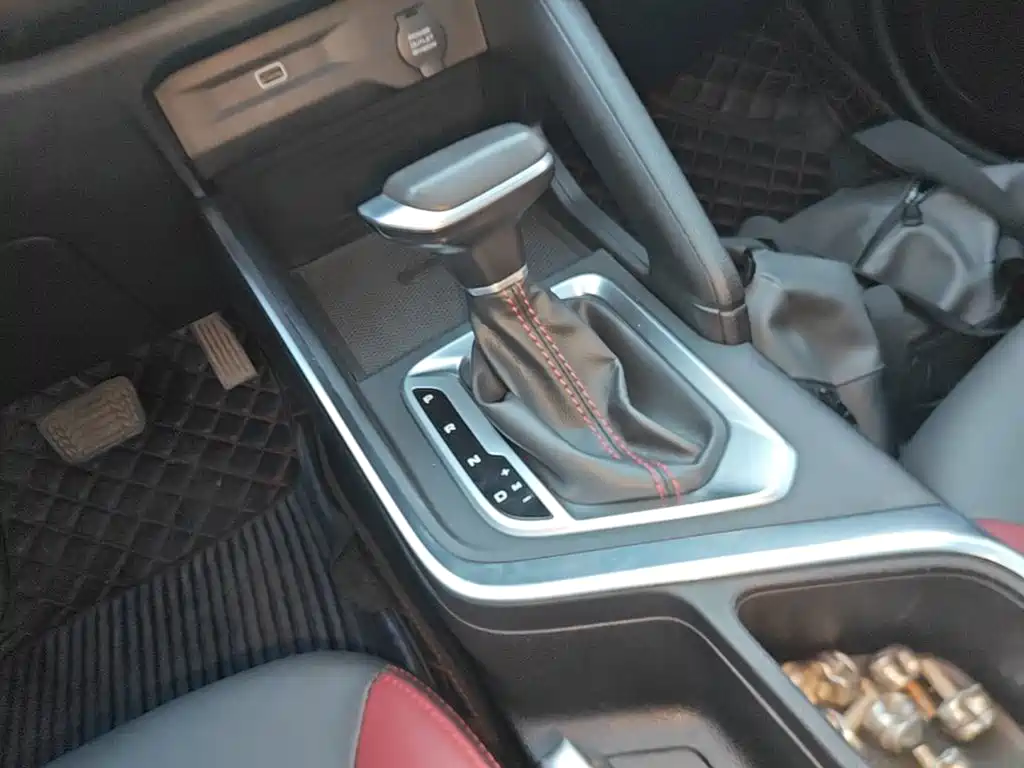 Geely Vision X3 — миниатюра 14