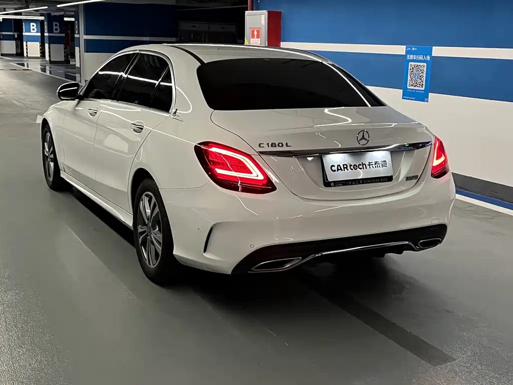Mercedes-Benz C-Class — миниатюра 8