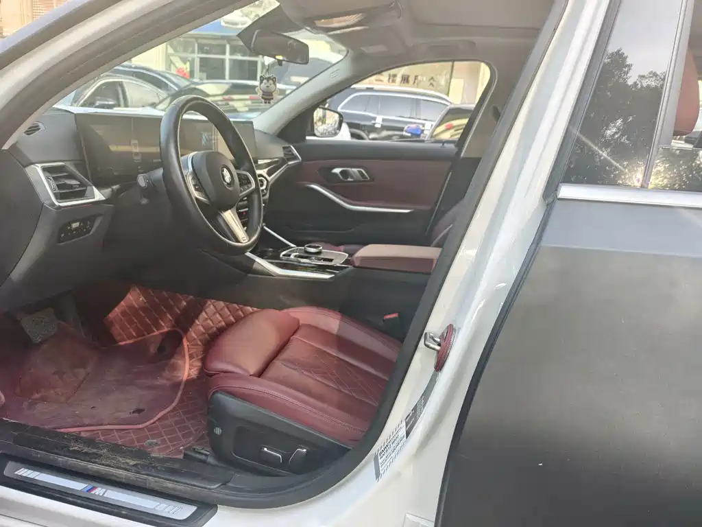 BMW 3 Series — миниатюра 4