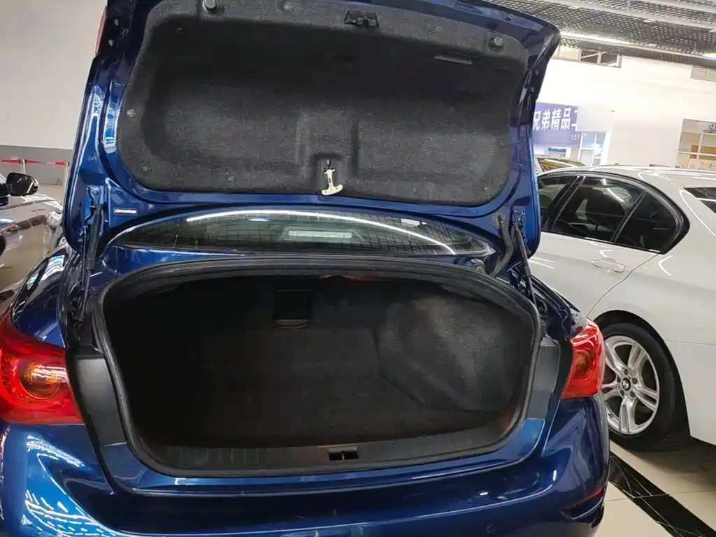 Infiniti Q50L — миниатюра 19