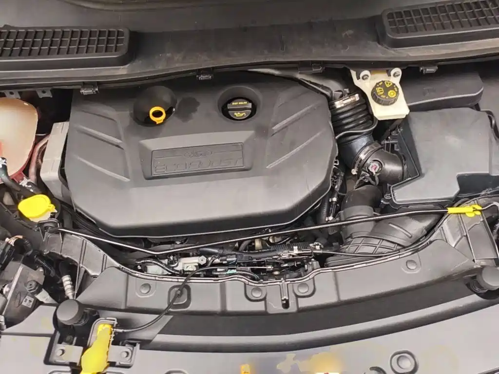 Ford Kuga — миниатюра 20
