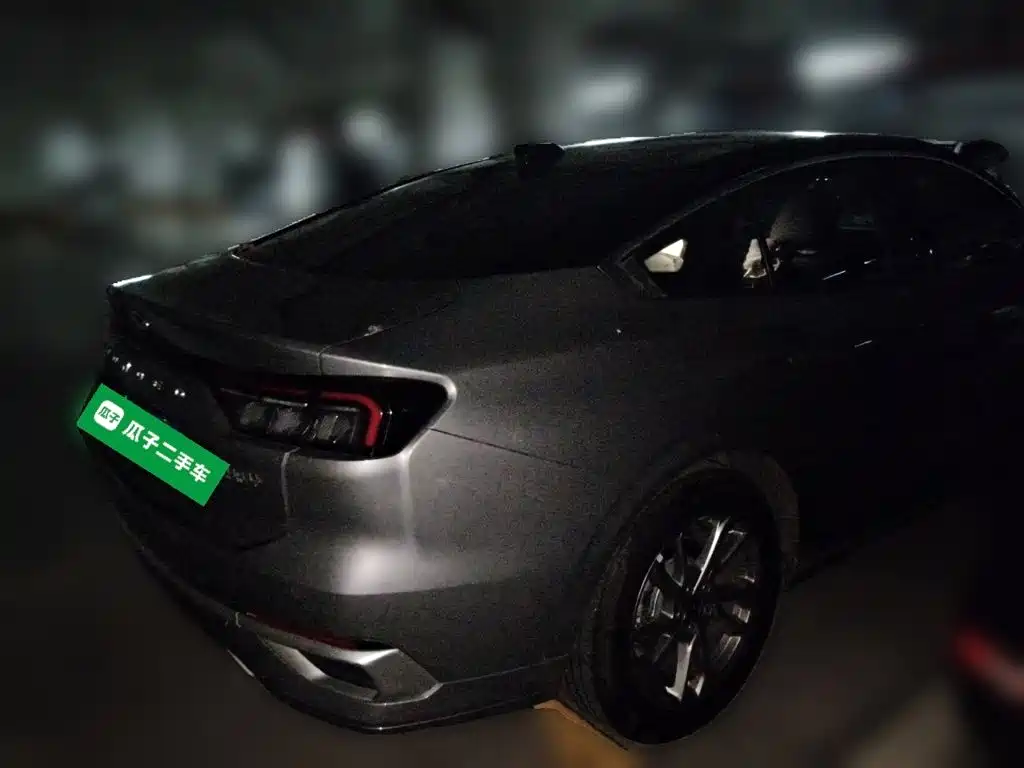 Ford Mondeo — миниатюра 6