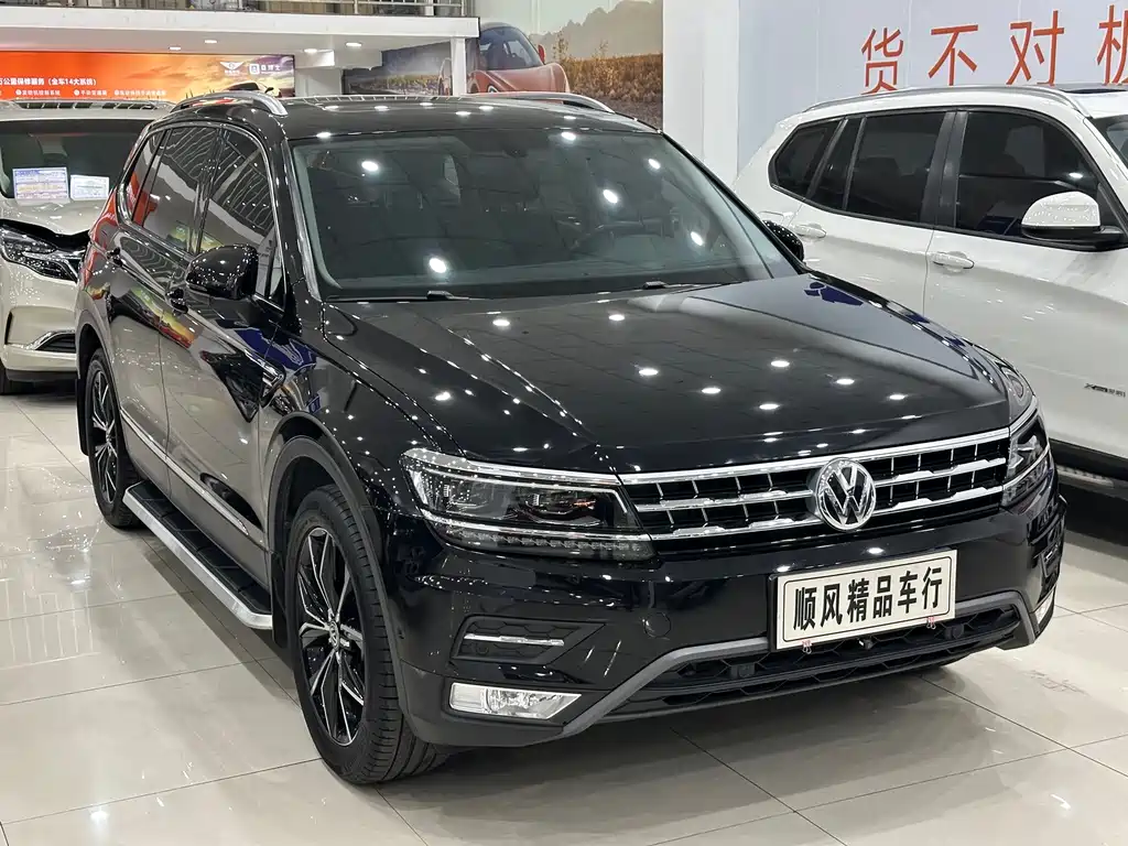 Volkswagen Tiguan L — миниатюра 30