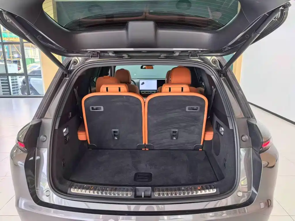 Li Auto Li L8 — миниатюра 4