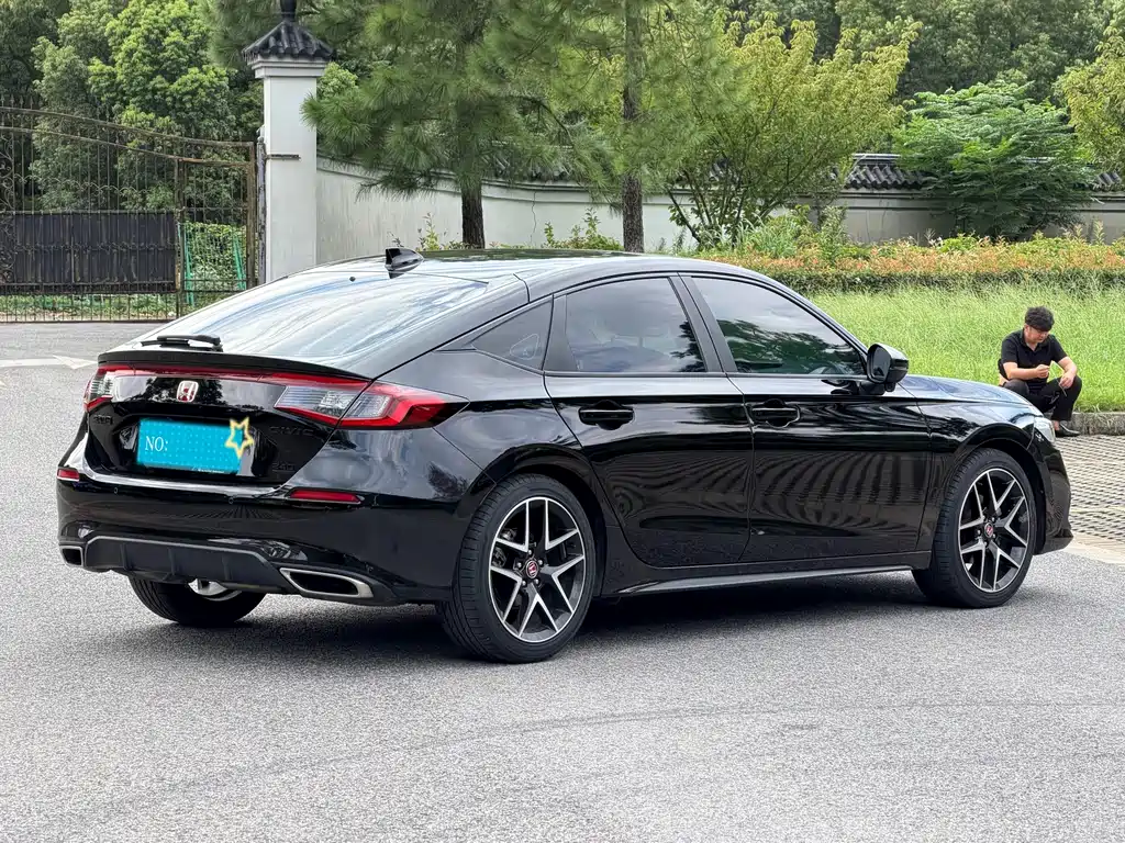 Honda Civic — миниатюра 4
