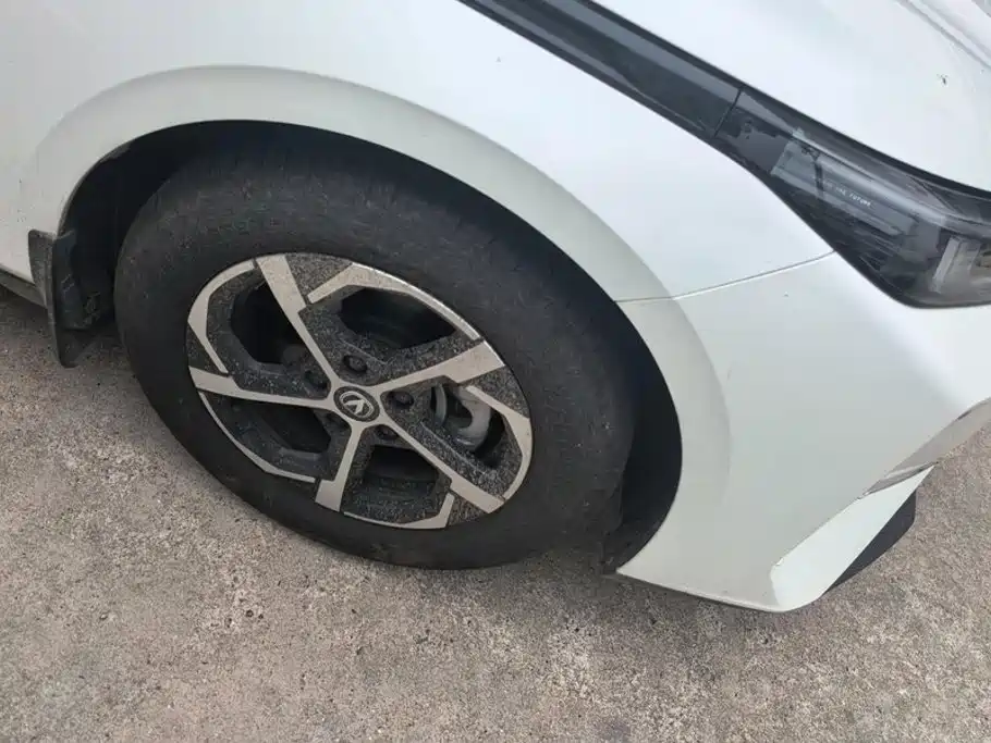 Changan Eado — миниатюра 6