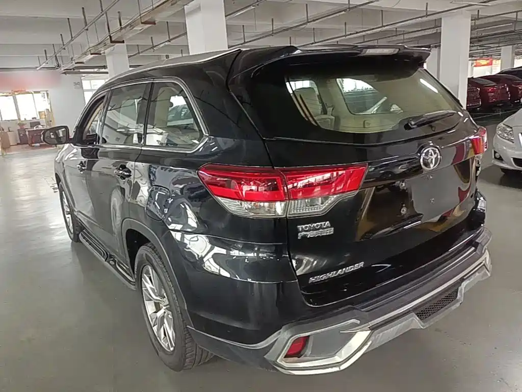 Toyota Highlander — миниатюра 5