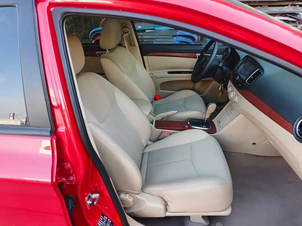 Roewe 350 — миниатюра 25