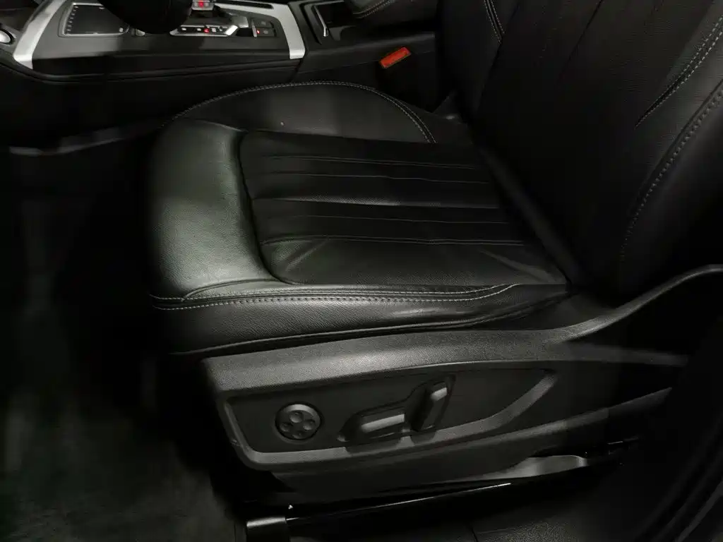 Audi Q5L — миниатюра 20
