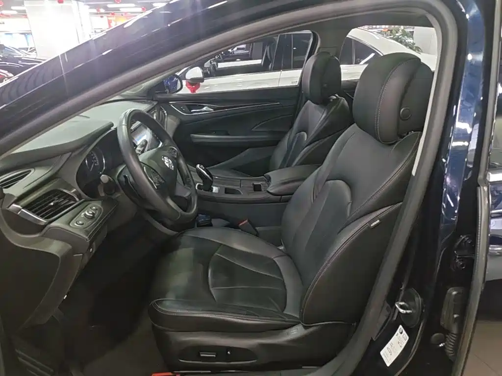 Buick LaCrosse — миниатюра 15