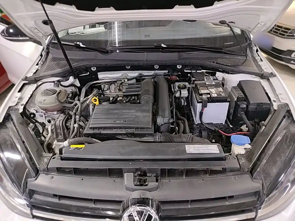 Volkswagen Golf — миниатюра 20