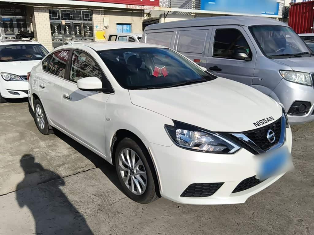 Nissan Sylphy 1.6 л 2024 г. Белый, пробег 8800 км