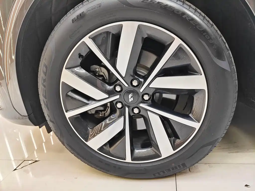Li Auto Li L7 — миниатюра 11