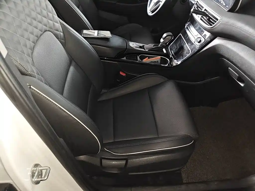 Hyundai Tucson — миниатюра 25