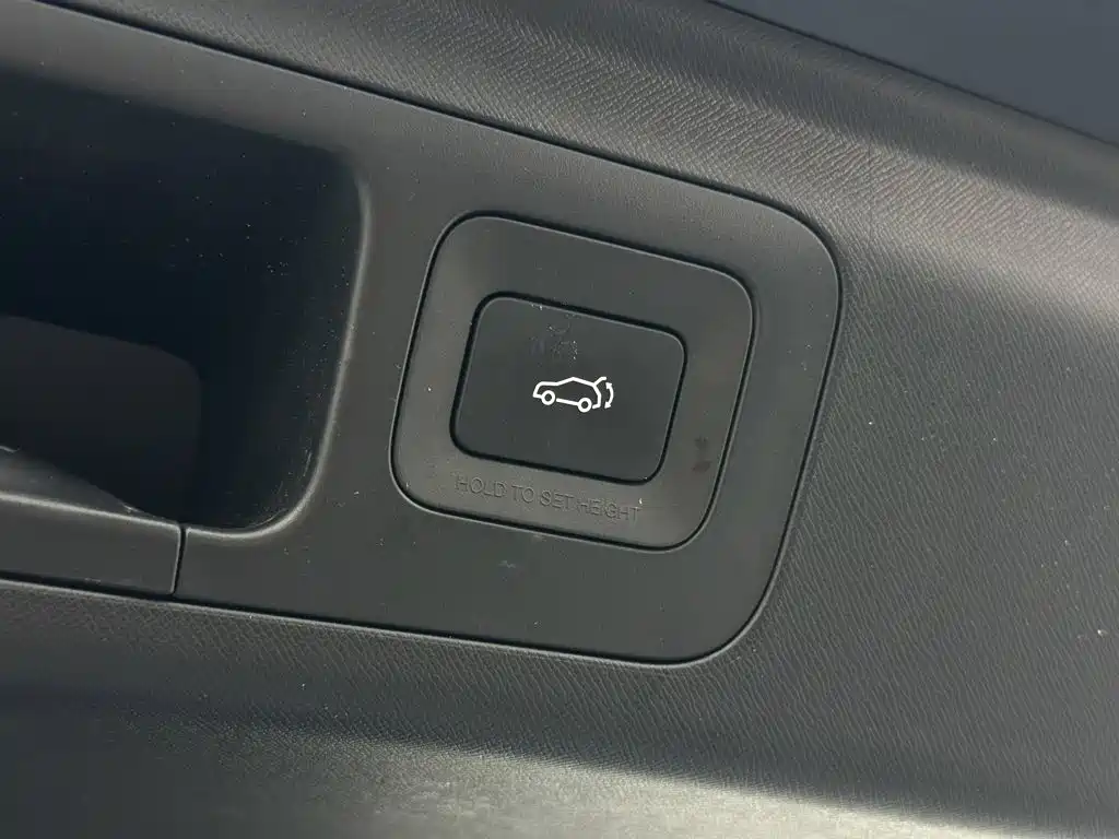 GAC Motor Trumpchi E8 PHEV — миниатюра 23