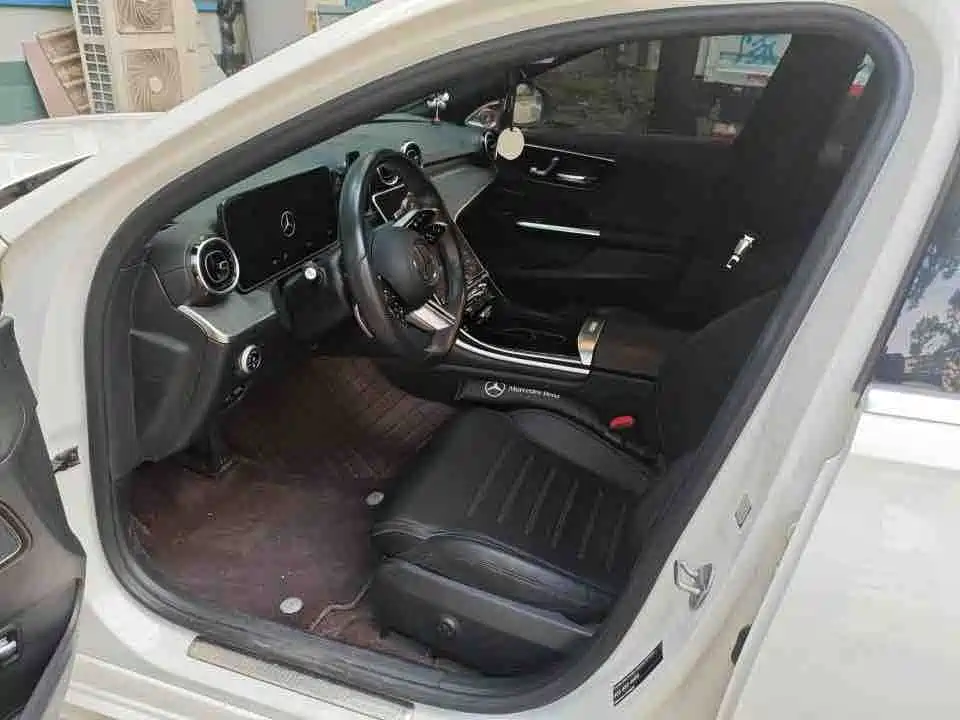 Mercedes-Benz C-Class — миниатюра 4