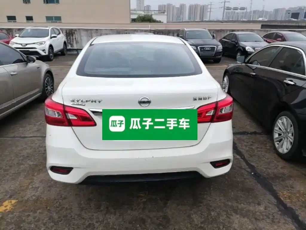 Nissan Sylphy — миниатюра 6