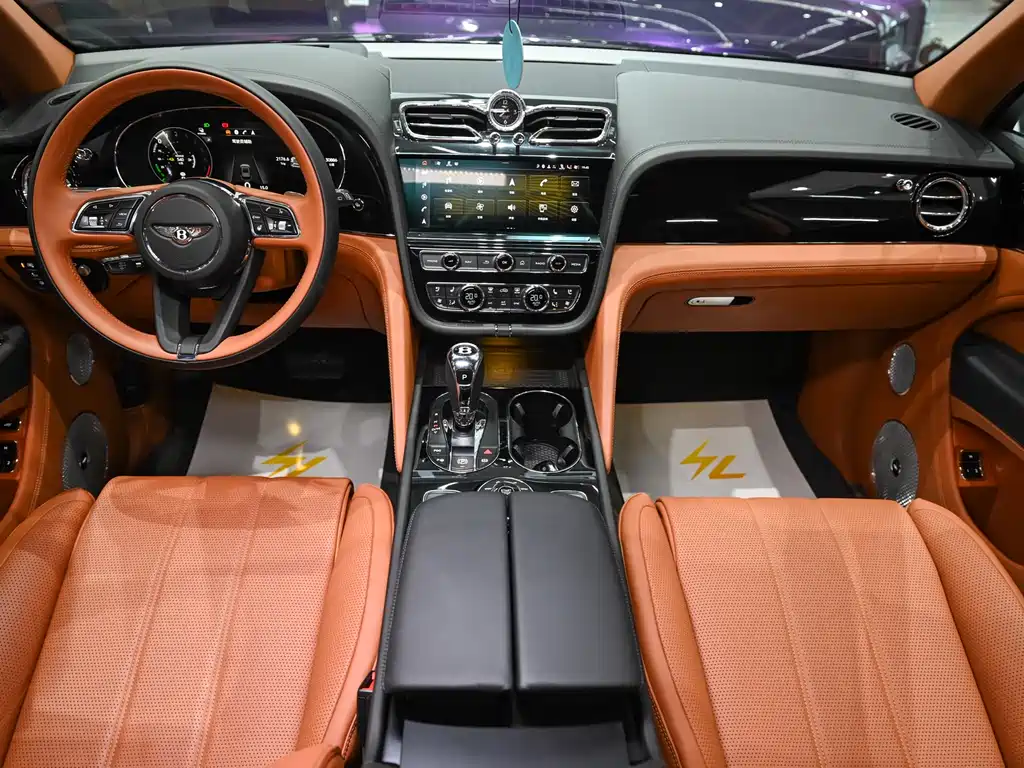 BENTLEY TIMYUE PLUG IN HYBRID