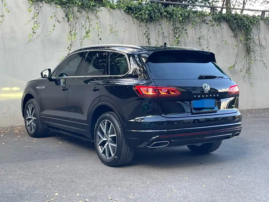 Volkswagen Touareg — миниатюра 4